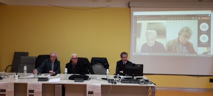 Savona, Giorgio Cosmacini spiega come si è arrivati ad una “sanità per i ricchi e una per i poveri” Savona, Giorgio Cosmacini spiega come si è arrivati ad una “sanità per i ricchi e una per i poveri”