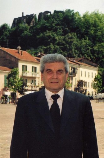 Cairo, intitolazione del "Teatro Comunale" all'ex sindaco Osvaldo Chebello: ecco la motivazione