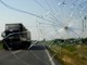 Nuova frode sulle strade della Provincia: attenti alla truffa del parabrezza scheggiato