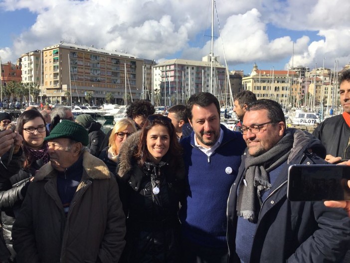 Salvini a Savona parla di lavoro, crisi industriale e immigrazione (FOTO e VIDEO)
