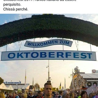 Calcio, Borgio Verezzi. Marco Calò sbeffeggia i tedeschi all'ingresso dell'Oktoberfest e viene esaltato da "Calciatori Brutti"