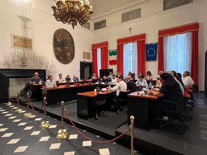 Consiglio comunale di Albenga, Crosetto (FdI): “Soddisfatti per il potenziamento della Polfer, ma delusi dal no ai test antidroga per gli amministratori” Consiglio comunale di Albenga, Crosetto (FdI): “Soddisfatti per il potenziamento della Polfer, ma delusi dal no ai test antidroga per gli amministratori”