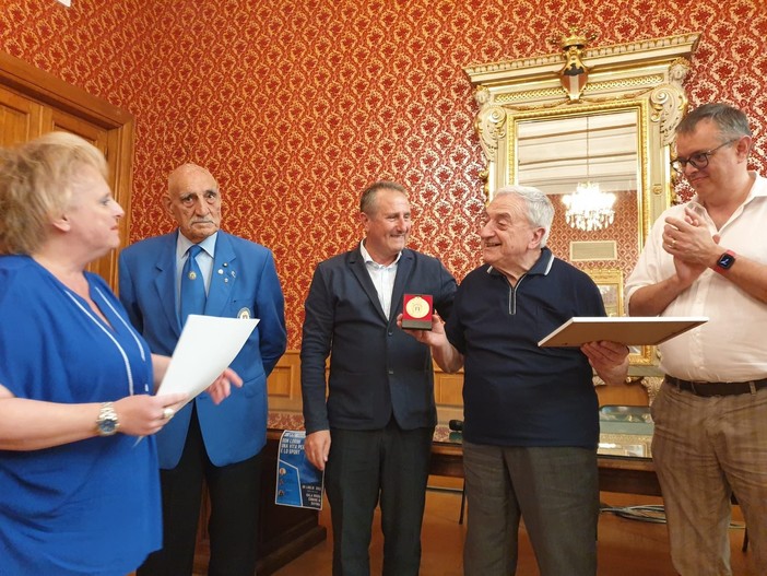 A Savona il convegno “Don Lorini, una vita per i giovani e lo sport” A Savona il convegno “Don Lorini, una vita per i giovani e lo sport”