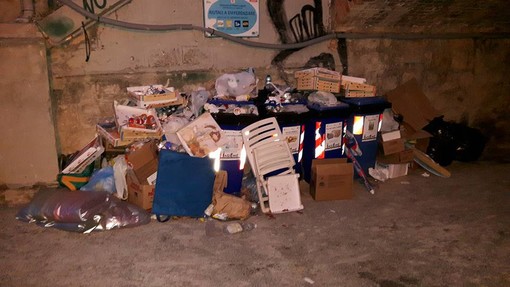 Sette assenti al consiglio comunale di Pietra Ligure, M5S: "Dovevano essere trattate con urgenza diverse questioni" Sette assenti al consiglio comunale di Pietra Ligure, M5S: "Dovevano essere trattate con urgenza diverse questioni"