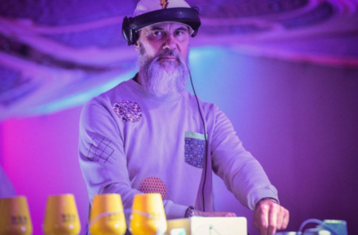 Il cuneese Faber Moreira lancia la sfida alla maratona dj più lunga al mondo Il cuneese Faber Moreira lancia la sfida alla maratona dj più lunga al mondo