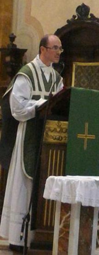L'"oggi" del Natale ad Alassio con Don Enrico Gatti
