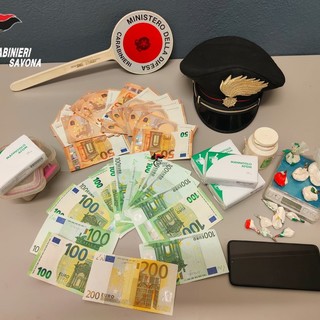 Nascondeva droga tra la vegetazione: 45enne arrestato dai carabinieri