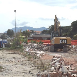 Nei prossimi giorni la gara per realizzare il Parco urbano negli ex Cantieri Patrone, Fazio soddisfatto a metà