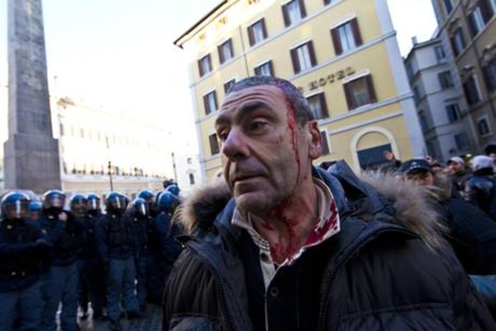 Pesca, Regione: per il Pdl ennesimo decreto vessatorio della Comunità Europea. Intanto scontri a Roma