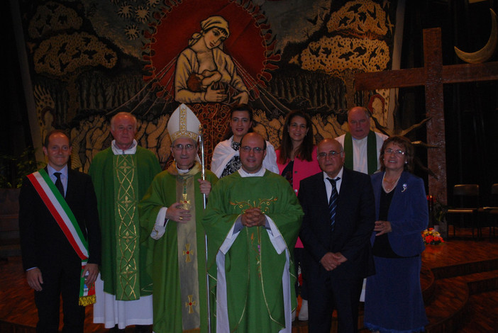 Andora, Don Emanuele Daniel è il nuovo parroco di Santa Matilde e Santissima Trinità di Rollo Andora, Don Emanuele Daniel è il nuovo parroco di Santa Matilde e Santissima Trinità di Rollo