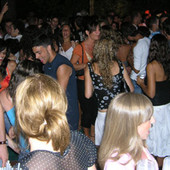 Movida di Albissola, protocollo d'intesa tra comune, bar e discoteche per le chiusure notturne estive
