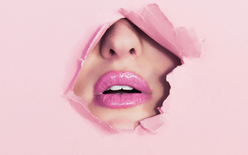 Supera le insicurezze con chiamate erotiche su misura