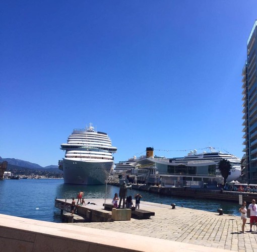 A Savona "Filofish, ovvero: come è profondo il mare?" A Savona "Filofish, ovvero: come è profondo il mare?"