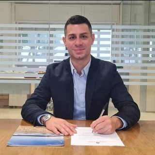 Andora sostiene gli studenti meritevoli: nuovo bando per l’assegnazione di computer portatili