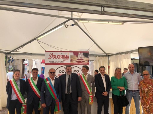 "Dolcissima Pietra", Serena Scarlata si aggiudica il contest di Arte dolciaria "Dolcissimo" "Dolcissima Pietra", Serena Scarlata si aggiudica il contest di Arte dolciaria "Dolcissimo"