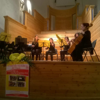 Donne in concerto a Finale Ligure