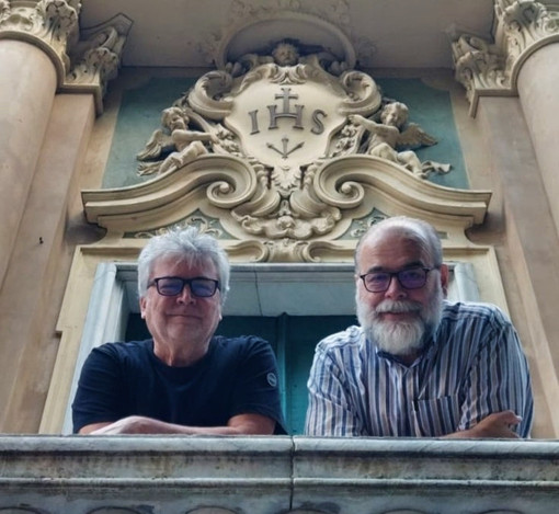 Savona, il Duo Delfino rilegge Bach tra pianoforte e harmonium Savona, il Duo Delfino rilegge Bach tra pianoforte e harmonium