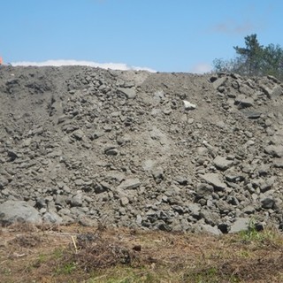 Discarica Cima Montà, si riaccende la discussione sulla diffida da 1.8 milioni. La minoranza: "Il tema deve essere chiarito" Discarica Cima Montà, si riaccende la discussione sulla diffida da 1.8 milioni. La minoranza: "Il tema deve essere chiarito"