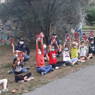 I supereroi della legalità Vis e Musa (e i loro amici a quattro zampe parlanti) nel progetto "Il mio diario" della Polizia di Stato