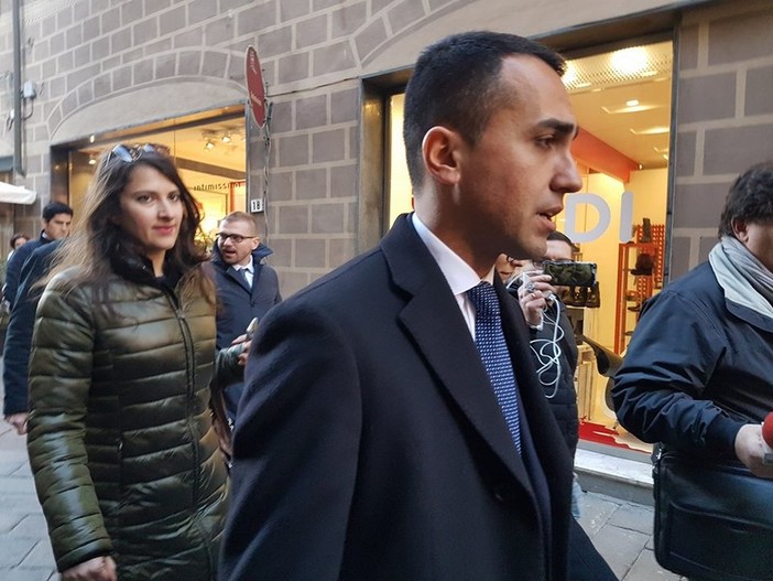 Questa mattina Di Maio in visita allo stabilimento Piaggio e Bombardier Questa mattina Di Maio in visita allo stabilimento Piaggio e Bombardier