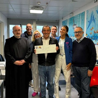 Dalla "Spiaggia Amici del Mare" un contributo per il sostegno psicologico dei giovani pazienti del San Paolo Dalla "Spiaggia Amici del Mare" un contributo per il sostegno psicologico dei giovani pazienti del San Paolo