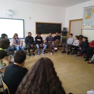 A scuola di accoglienza: si conclude il progetto "Diverso come me” effettuato nelle scuole medie di Vado