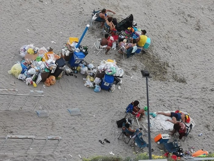 Savona in Azione: "Spiagge libere? Savona non può essere lasciata sola"