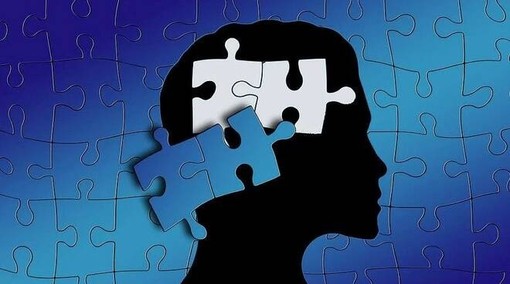 Lo sfogo di una madre con la figlia con disabilità intellettiva: "Quando l'Asl si impegnerà a seguirla?"