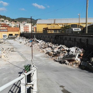 Finale Ligure: lo smantellamento della ex-Piaggio procede a pieno regime (FOTO)