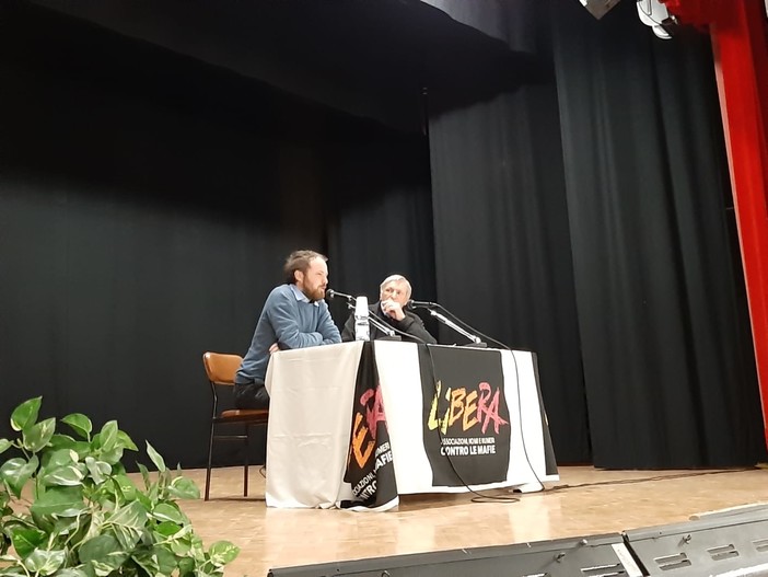 Savona, Don Ciotti e il suo no al Decreto Sicurezza: "È il tradimento della Costituzione, fatto per respingere" (FOTO)