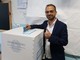 Albenga, il candidato alla carica di primo cittadino Diego Distilo ha votato