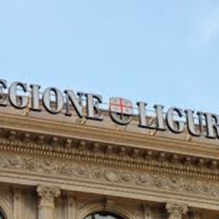 Turismo, promozione del "brand" borghi montani e spiagge di eccellenza: Bandiere Arancioni e Blu insieme