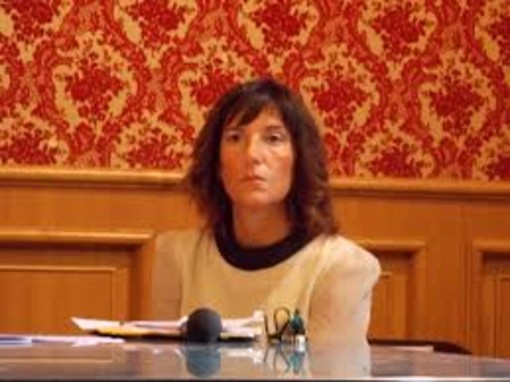 Raddoppio ferroviario del Ponente, l'assessore Paita: "Chiederemo al Governo il rispetto degli impegni assunti" Raddoppio ferroviario del Ponente, l'assessore Paita: "Chiederemo al Governo il rispetto degli impegni assunti"