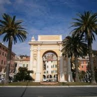 Finale Ligure, doppio appuntamento con la rassegna "Un libro per l'estate"