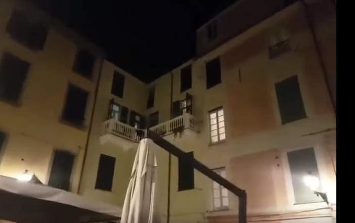 Obbligo di dimora fuori provincia per lo stalker dei titolari delle attività in piazzetta delle Erbe ad Albenga Obbligo di dimora fuori provincia per lo stalker dei titolari delle attività in piazzetta delle Erbe ad Albenga