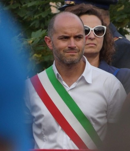 Carcare, il sindaco De Vecchi replica al gruppo "Lorenzi Sindaco": "Apre e legge i bilanci comunali al contrario" Carcare, il sindaco De Vecchi replica al gruppo "Lorenzi Sindaco": "Apre e legge i bilanci comunali al contrario"