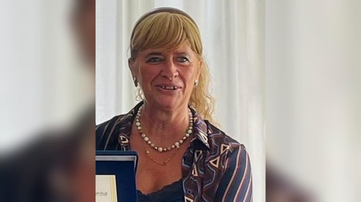 Albissola Marina saluta la dirigente Malagamba. L'assessore Tremolati: “Grazie per la dedizione e l’impegno” Albissola Marina saluta la dirigente Malagamba. L'assessore Tremolati: “Grazie per la dedizione e l’impegno”