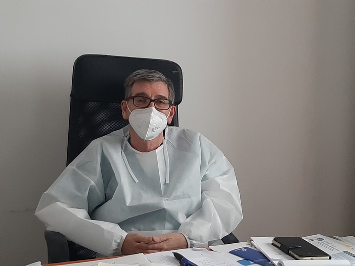 Coronavirus e medici di famiglia, lo sfogo di un dottore savonese: "Vogliamo rispetto, non lavoriamo 16 ore a settimana ma al giorno"