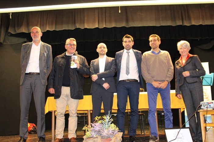 A Varazze il dibattito tra i candidati sindaci si accende sull'erosione e la difesa della costa