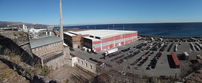 Deposito bitume nel porto di Savona, no unanime della Commissione Ambiente Territorio