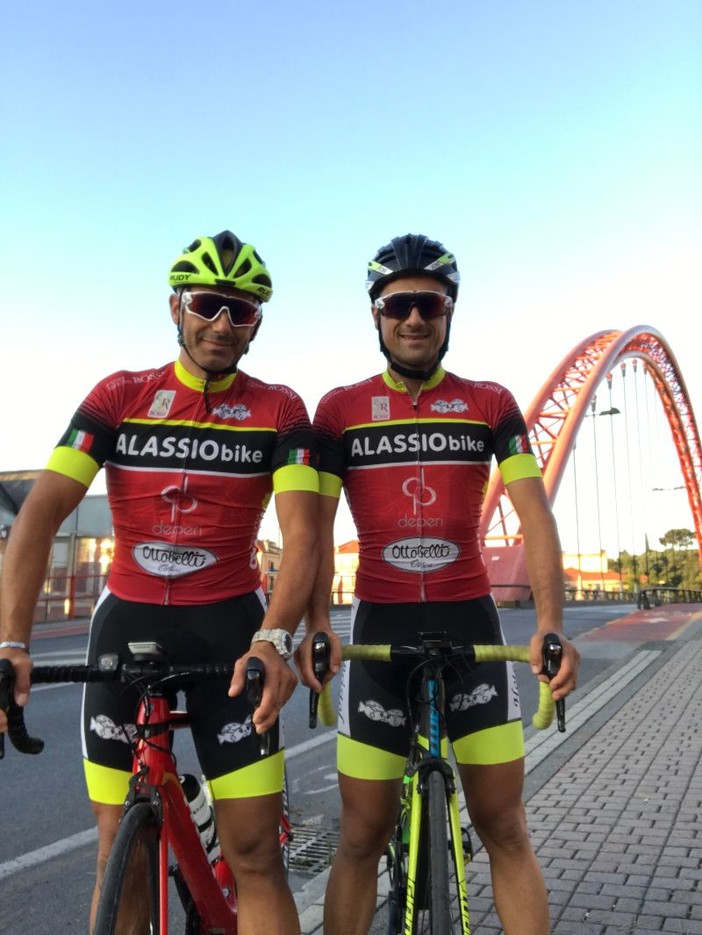 Da Albenga a Villalba in bici in un viaggio "a ritroso nel tempo" Da Albenga a Villalba in bici in un viaggio "a ritroso nel tempo"