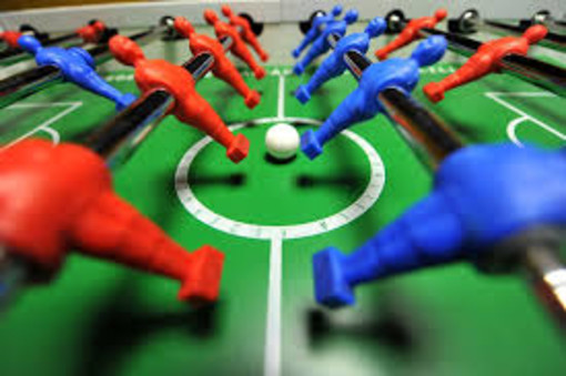 Cengio, domenica prima edizione del torneo di calcio balilla modalità "Volo" Cengio, domenica prima edizione del torneo di calcio balilla modalità "Volo"