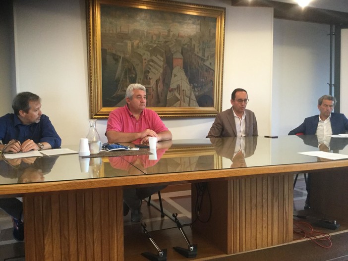 Caos Autostrade, diffida degli albergatori e dei balneari: "Non ci meritiamo questa situazione"
