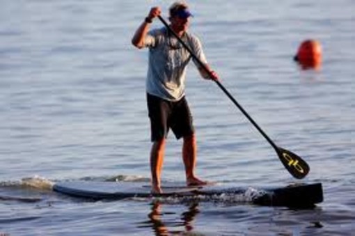 A Pietra Ligure un evento dedicato al mare con la SUP Race
