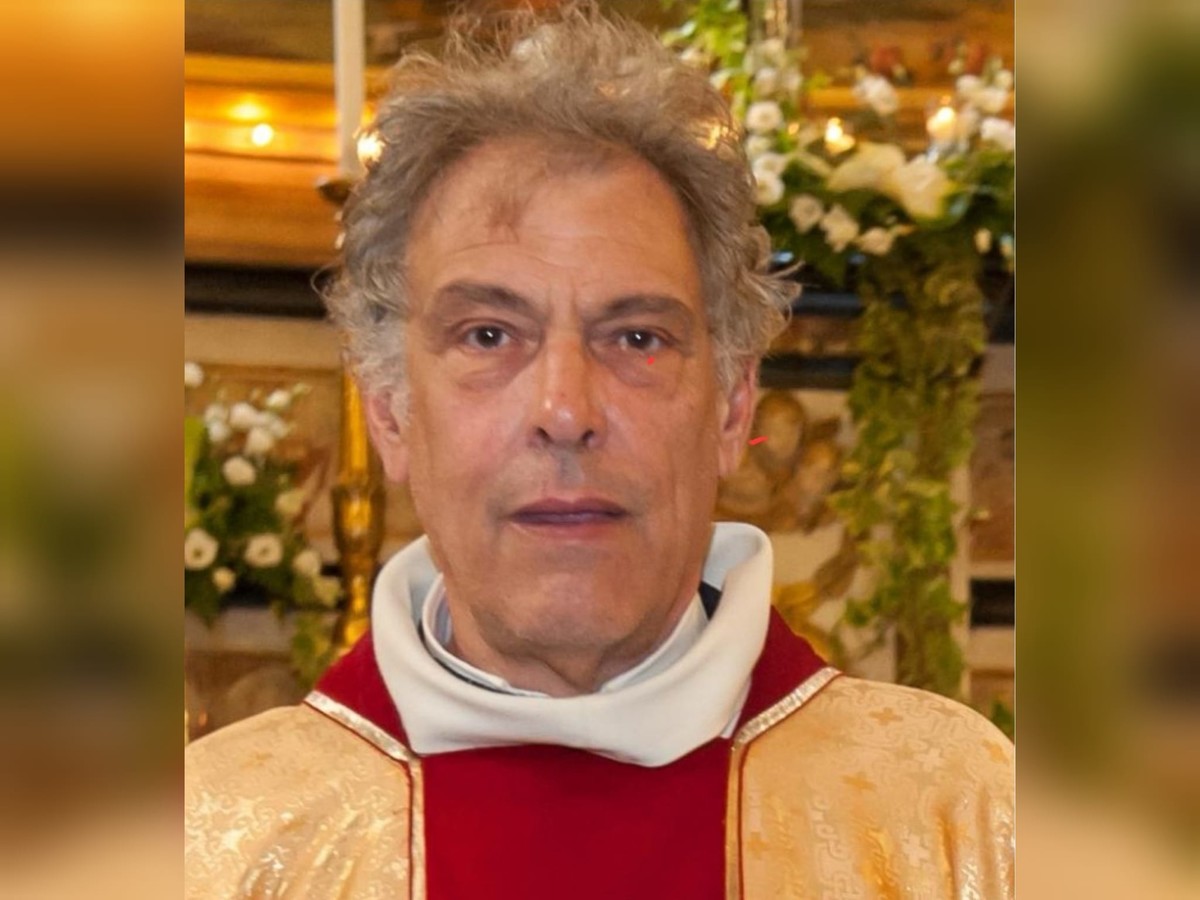 Addio a don Giuseppe Olivieri, vice parroco a Cairo negli anni ’70 e ’80 Addio a don Giuseppe Olivieri, vice parroco a Cairo negli anni ’70 e ’80
