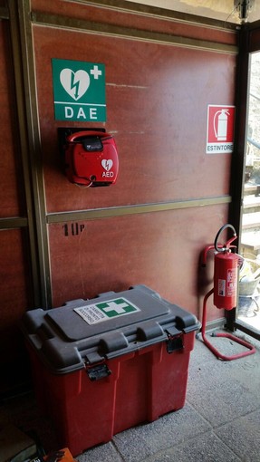 Finale punta sui defibrillatori Finale punta sui defibrillatori