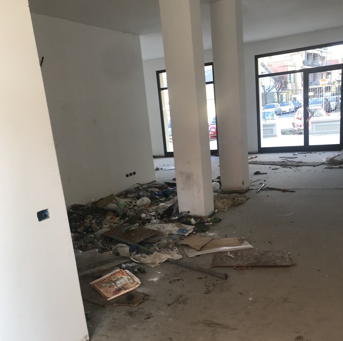 Albenga, il consigliere comunale Tomatis: "Degrado e spaccio anche in via Milano"