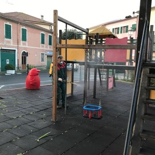 Calice, parchi gioco riservati agli "under12". Comi: "Misura a tutela delle strutture. Ma massima comprensione"