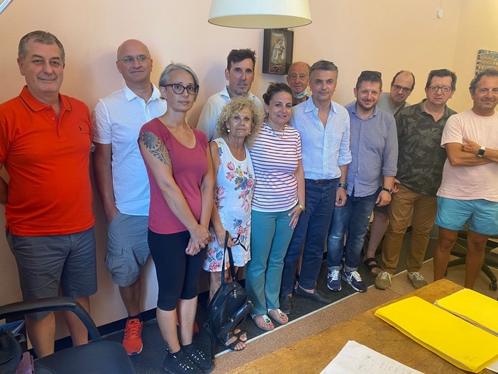 Finale, il congresso locale della Lega conferma Marinella Geremia alla guida del partito in città Finale, il congresso locale della Lega conferma Marinella Geremia alla guida del partito in città
