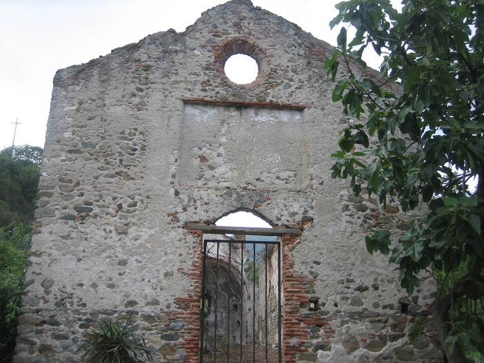 Torna la preghiera interreligiosa nella chiesa "senza tetto" a Legino